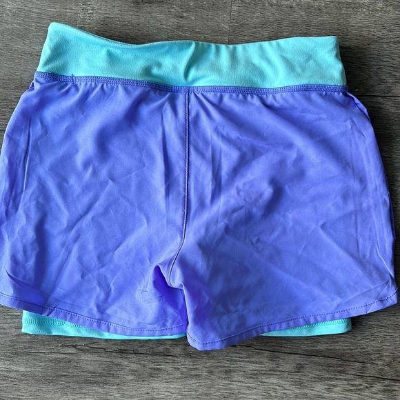 Girls GapFit shorts size large - Picture 2 of 4